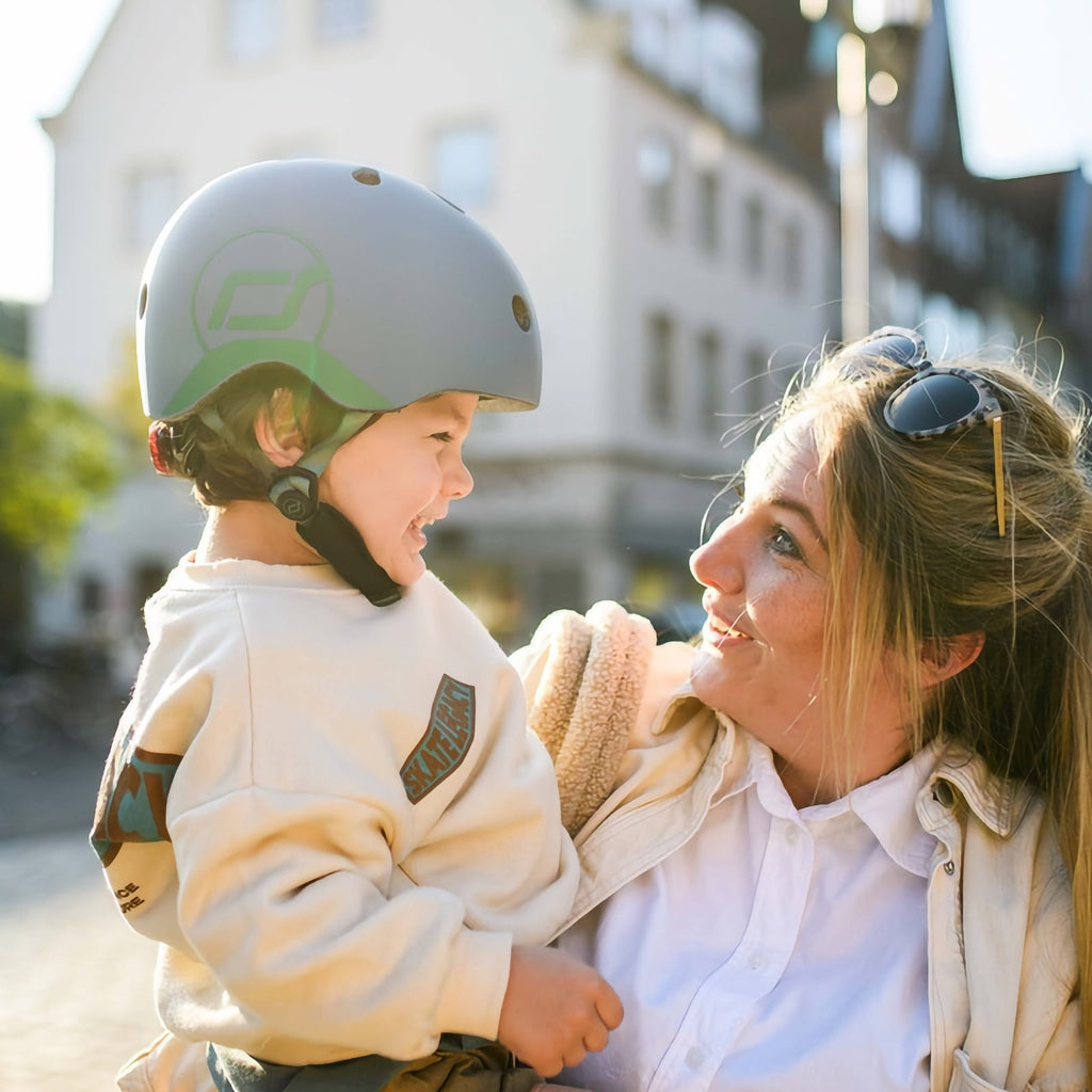 Kleine Kinder, große Geschwindigkeit – ein Helm gehört einfach dazu